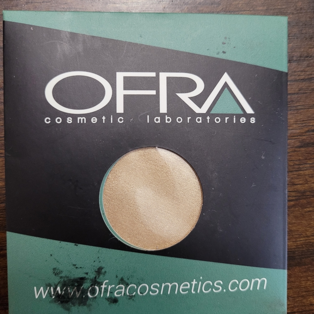 Makeup Bundle - Picture 3 of 9